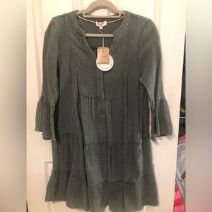 NWT Umgee Olive Tiered Tunic with Flared Sleeves